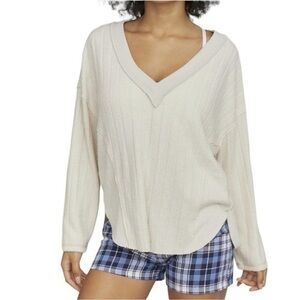 Urban Outfitters Out from Under Slouchy Raleigh V-Neck Pullover Small Sweater